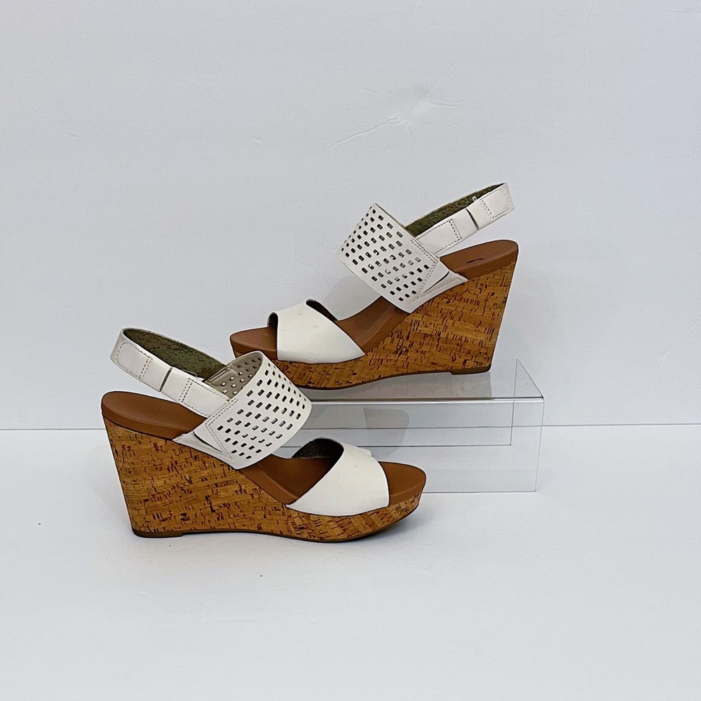 Dr.Scholls  Off White Heeled Sandals